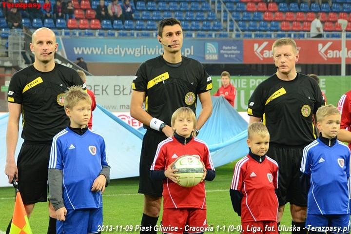 2013-11-09_Piast_Gliwice-Cracovia_7971_720