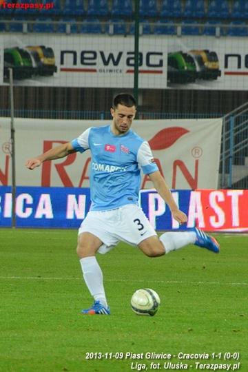 2013-11-09_Piast_Gliwice-Cracovia_8201_720