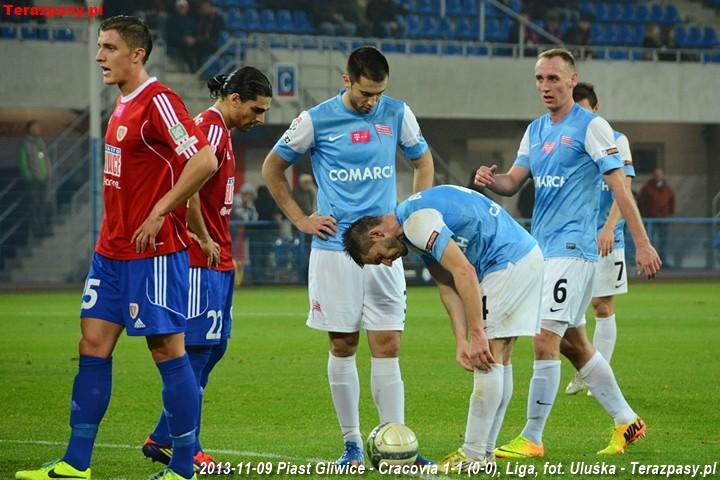 2013-11-09_Piast_Gliwice-Cracovia_8259_720