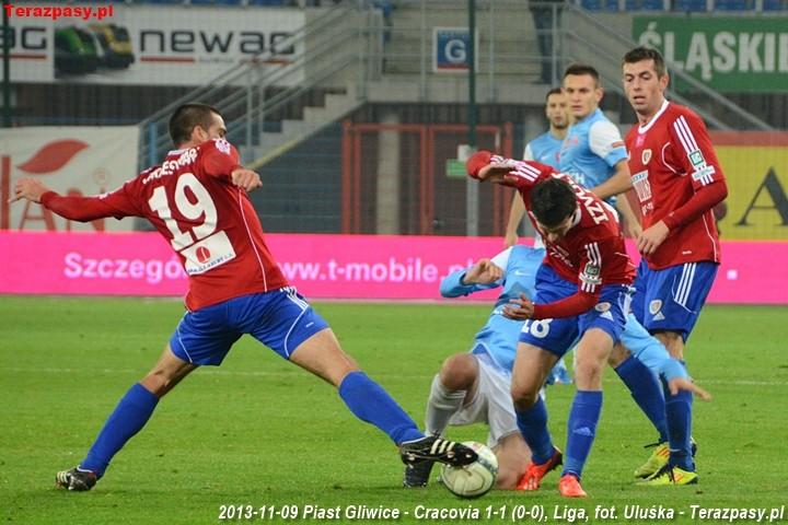2013-11-09_Piast_Gliwice-Cracovia_8331_720