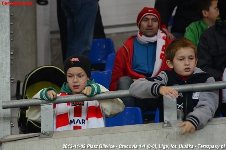 2013-11-09_Piast_Gliwice-Cracovia_8623_720
