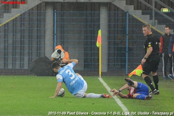 2013-11-09_Piast_Gliwice-Cracovia_8707_720