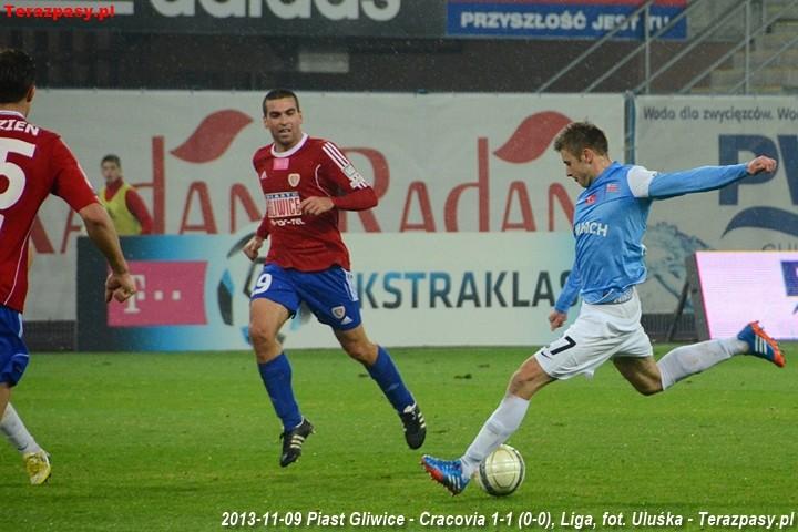 2013-11-09_Piast_Gliwice-Cracovia_8761_720