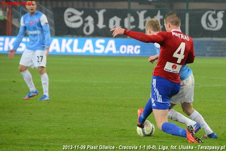 2013-11-09_Piast_Gliwice-Cracovia_8781_720