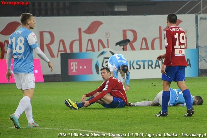 2013-11-09_Piast_Gliwice-Cracovia_8844_720