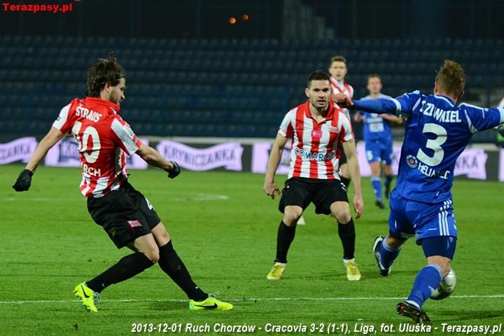 2013-12-01_Ruch_Chorzow-Cracovia_3857_720