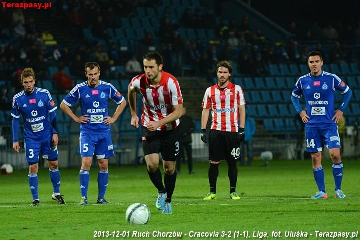 2013-12-01_Ruch_Chorzow-Cracovia_4040_720