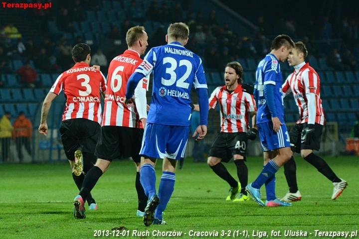 2013-12-01_Ruch_Chorzow-Cracovia_4055_720