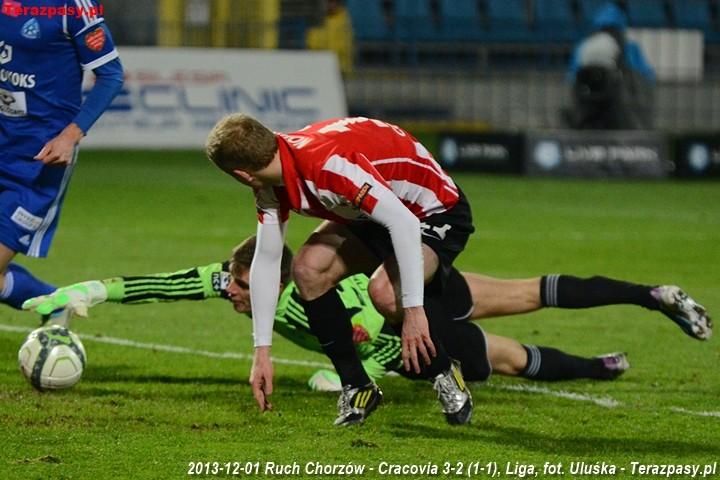 2013-12-01_Ruch_Chorzow-Cracovia_4092_720
