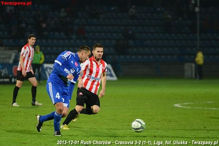 2013-12-01_Ruch_Chorzow-Cracovia_4295_720