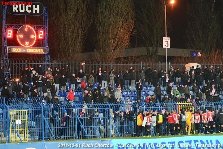 2013-12-01_Ruch_Chorzow-Cracovia_4639_720