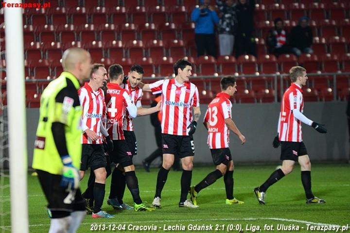 2013-12-04_Cracovia-Lechia_Gdansk_5526_720