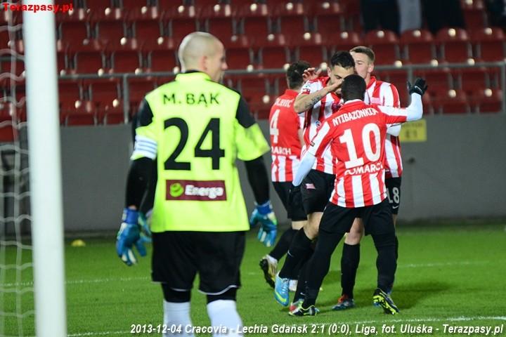 2013-12-04_Cracovia-Lechia_Gdansk_5536_720