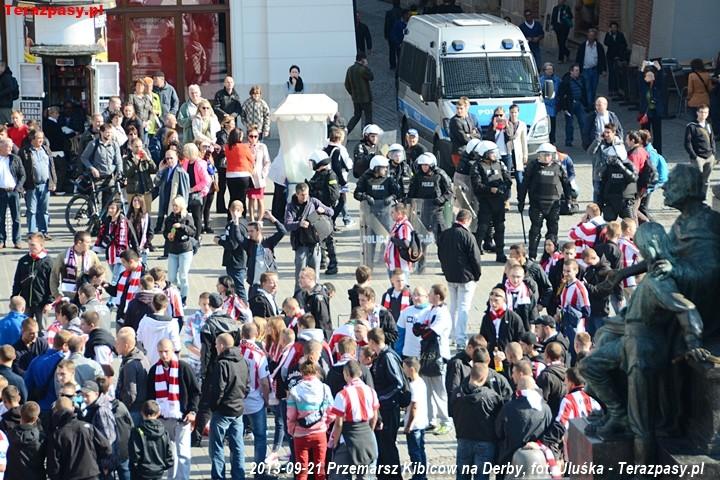 2013-09-21_Przemarsz_Cracovii_2298_720
