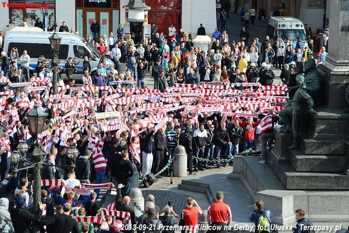 2013-09-21_Przemarsz_Cracovii_2331_720