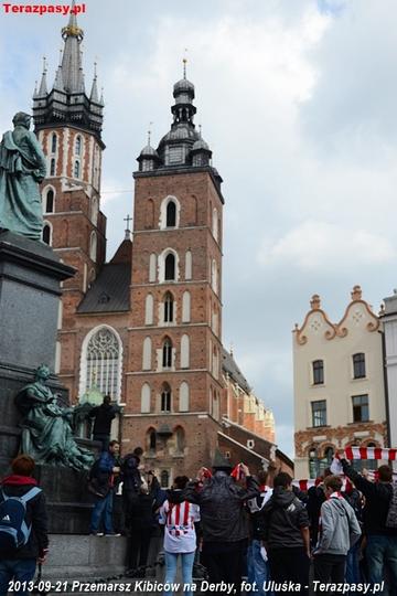 2013-09-21_Przemarsz_Cracovii_2352_720