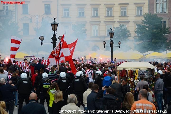 2013-09-21_Przemarsz_Cracovii_2368_720