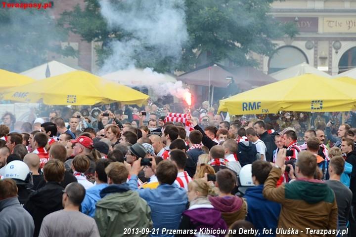 2013-09-21_Przemarsz_Cracovii_2377_720