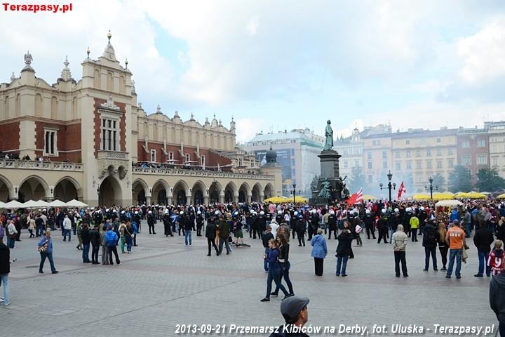 2013-09-21_Przemarsz_Cracovii_2385_720