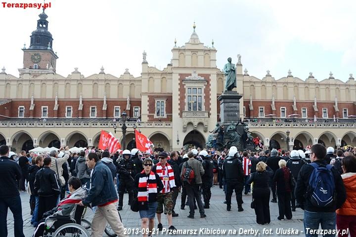 2013-09-21_Przemarsz_Cracovii_2412_720