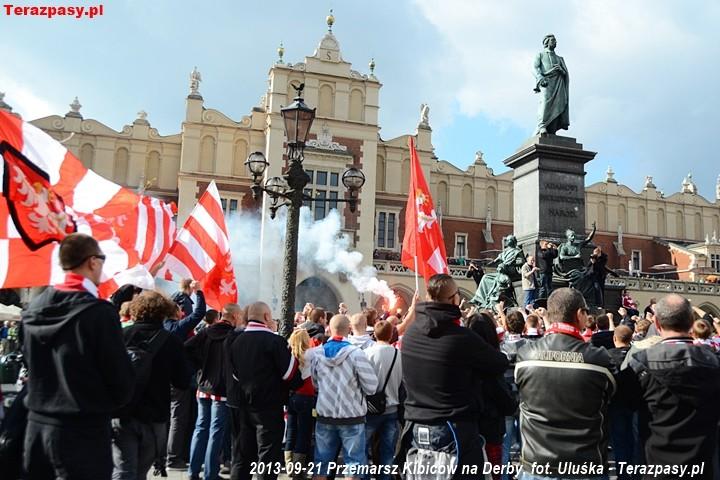 2013-09-21_Przemarsz_Cracovii_2441_720
