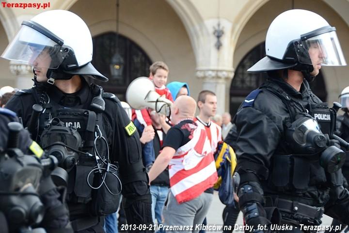2013-09-21_Przemarsz_Cracovii_2533_720