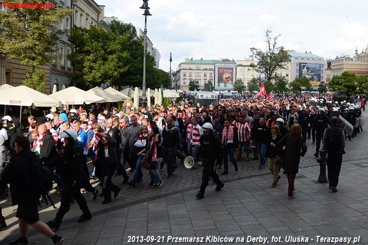 2013-09-21_Przemarsz_Cracovii_2547_720