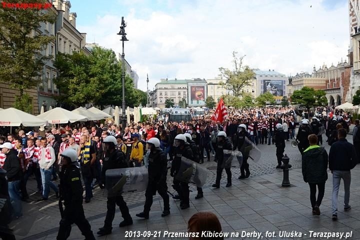 2013-09-21_Przemarsz_Cracovii_2556_720