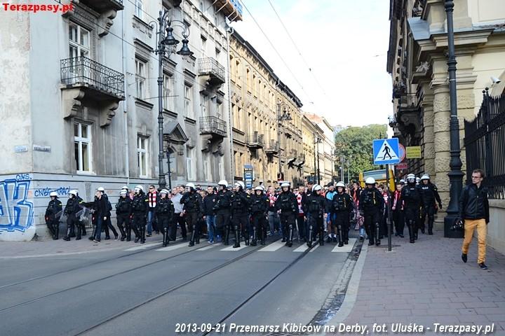 2013-09-21_Przemarsz_Cracovii_2596_720