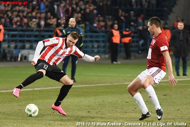 2016-12-10_Wisla_Krakow-Cracovia_5157_720