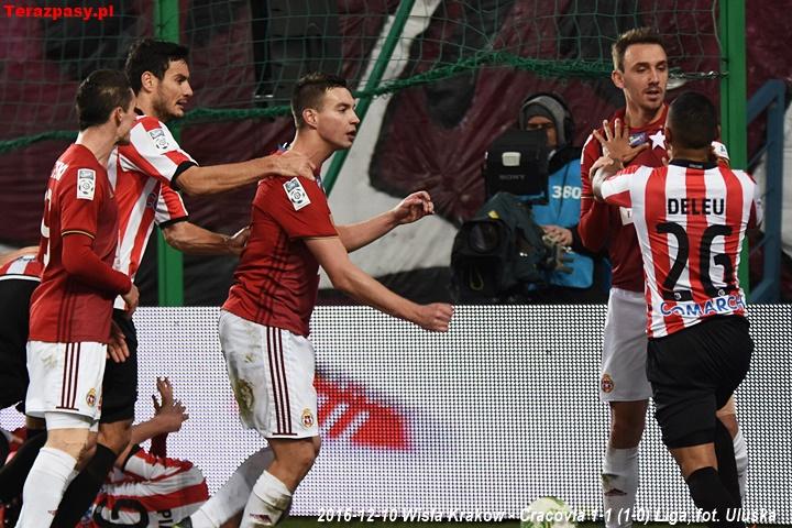 2016-12-10_Wisla_Krakow-Cracovia_5440_720
