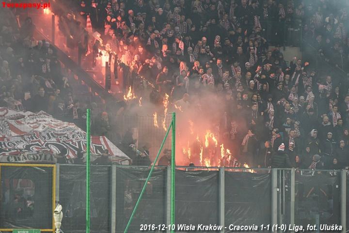 2016-12-10_Wisla_Krakow-Cracovia_5551_720