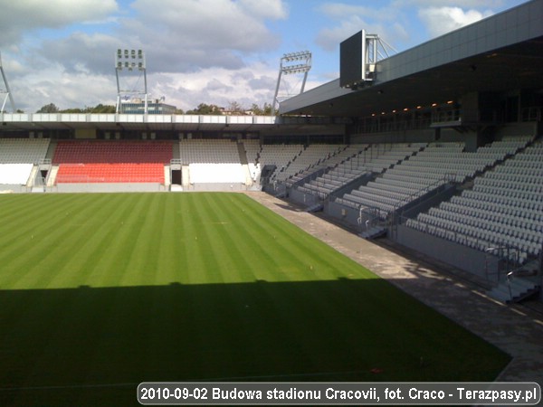 2010-09-02-stadion-craco-7