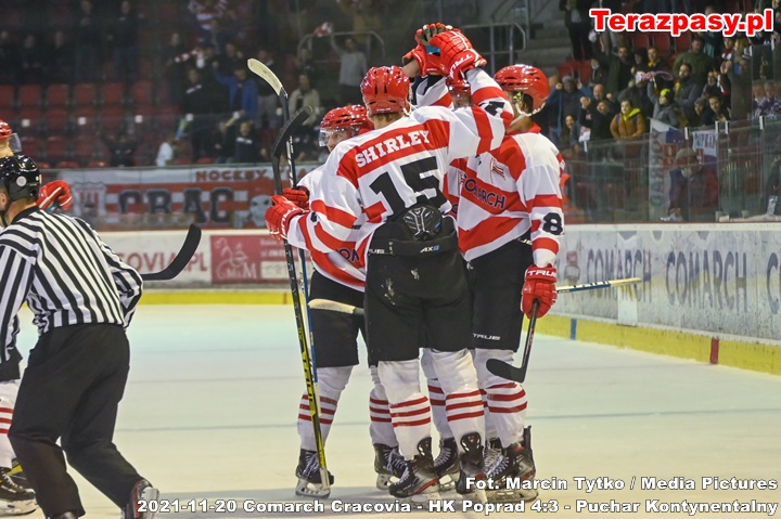 2021-11-20-Hokej-PopradCRA_POPRAD-14-Tytko