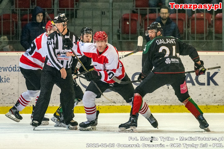 2022-02-23 Cracovia - GKS Tychy 2-3PO_CRAGKS_22_230222-38- Tytko