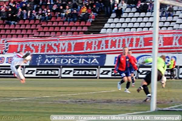 2009-02-28-oe-cracovia-piast-o-371_600