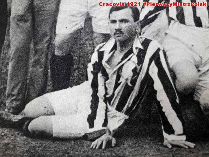 Tadeusz Dąbrowski - fragment ze zdjęcia drużynowego wykonanego najprawdopodobniej przed meczem z VfB Dresden we wrześniu roku 1913